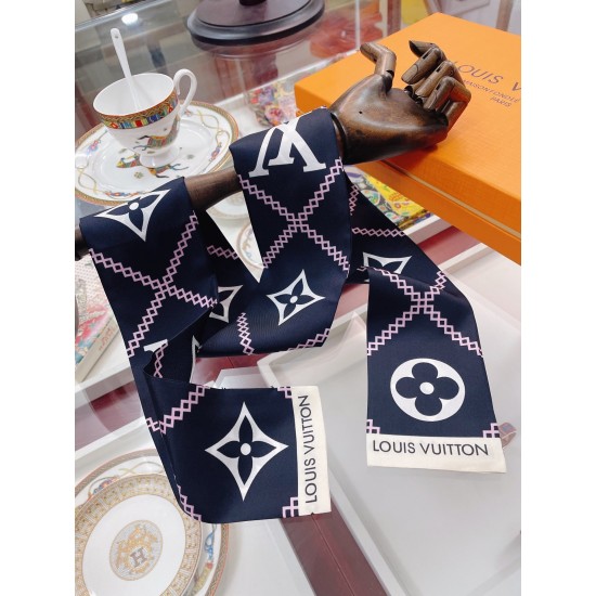 LV Scarf Good Quality
