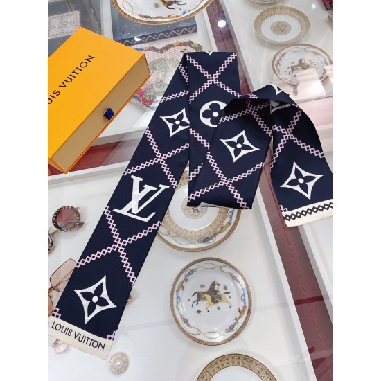 LV Scarf Good Quality