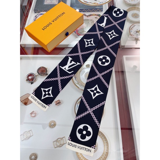 LV Scarf Good Quality