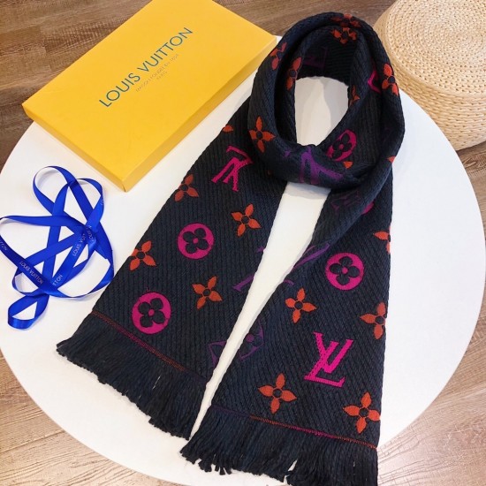 LV Scarf Good Quality