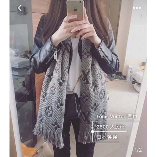 LV Scarf Good Quality