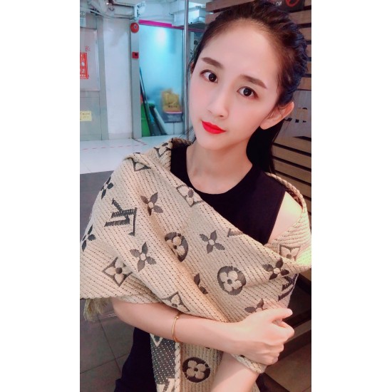 LV Scarf Good Quality