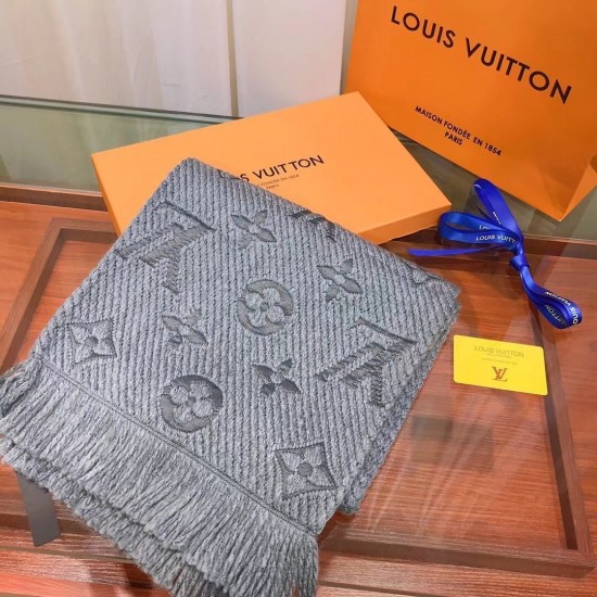 LV Scarf Good Quality