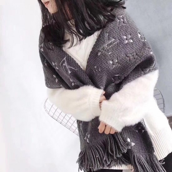 LV Scarf Good Quality