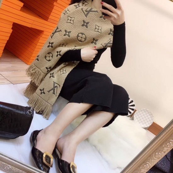 LV Scarf Good Quality