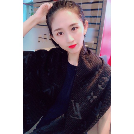 LV Scarf Good Quality