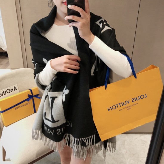 LV Scarf Good Quality