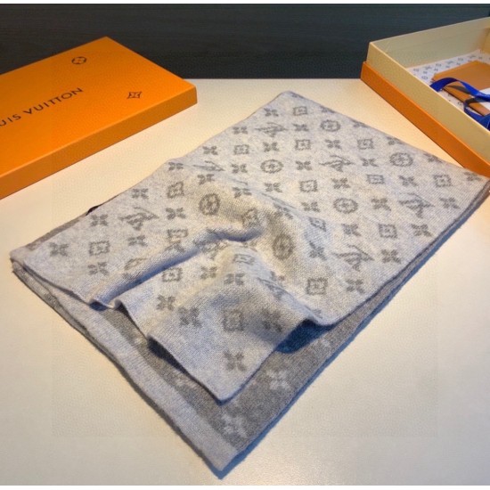 LV Scarf Good Quality