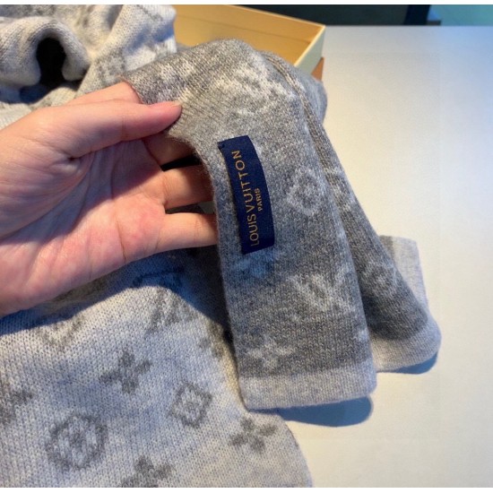 LV Scarf Good Quality
