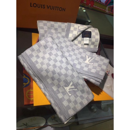 LV Scarf Good Quality
