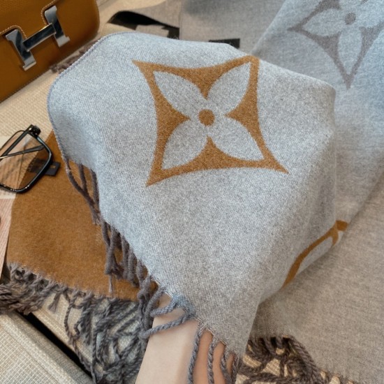 LV Scarf Good Quality