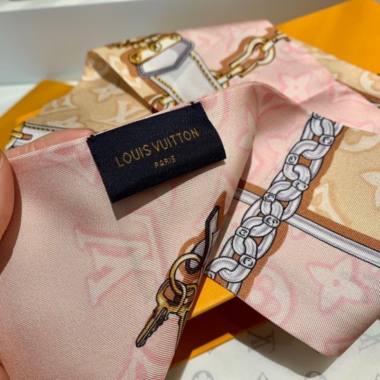 LV Scarf Good Quality