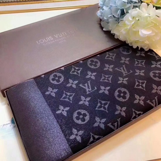 LV Scarf Good Quality