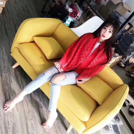 LV Scarf Good Quality