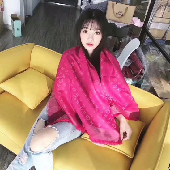 LV Scarf Good Quality