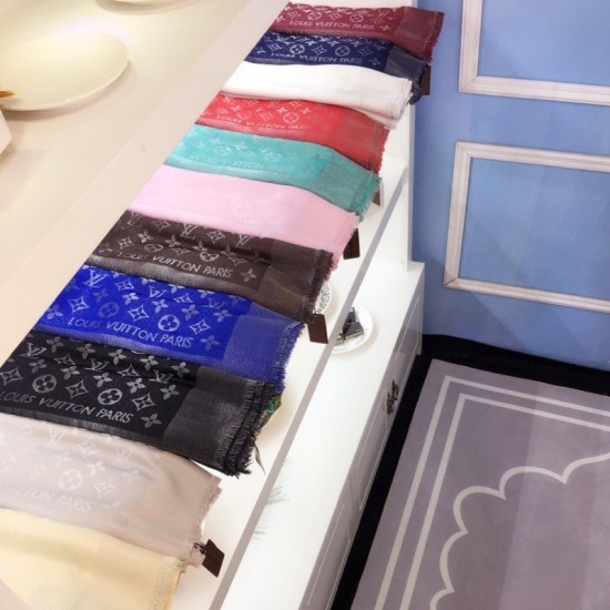 LV Scarf Good Quality