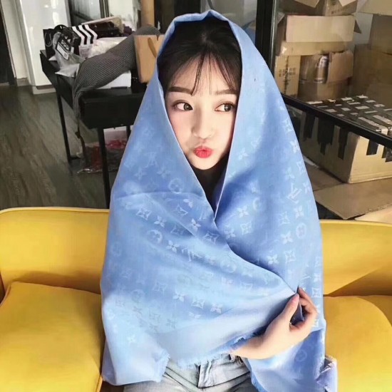 LV Scarf Good Quality