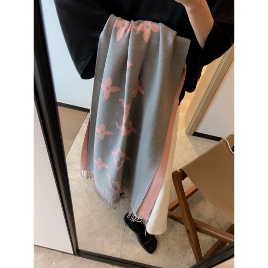LV Scarf Good Quality