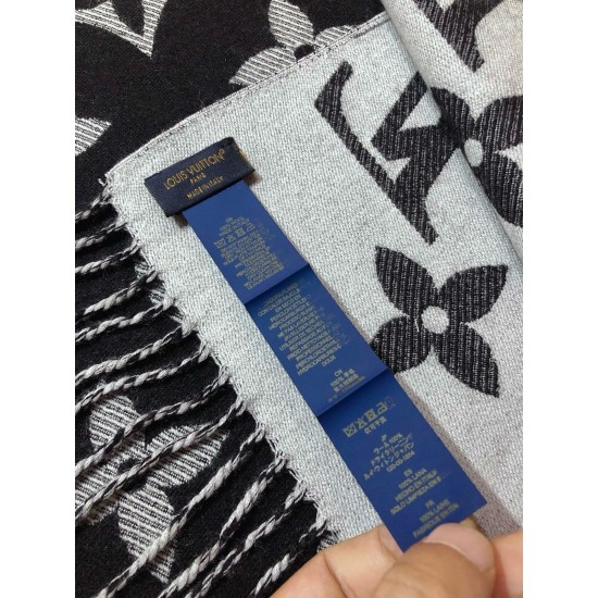 LV Scarf Good Quality
