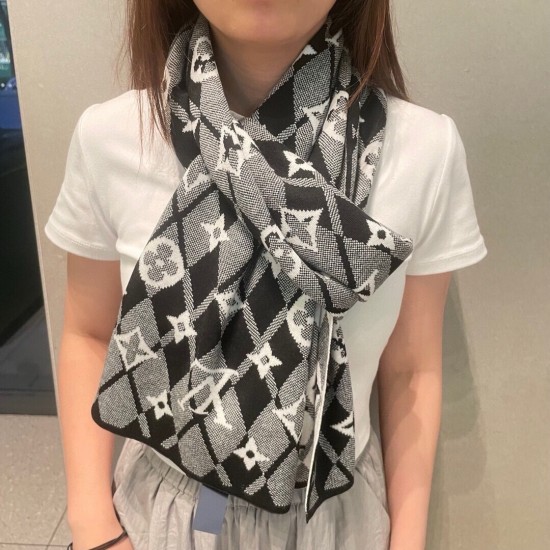 LV Scarf Good Quality