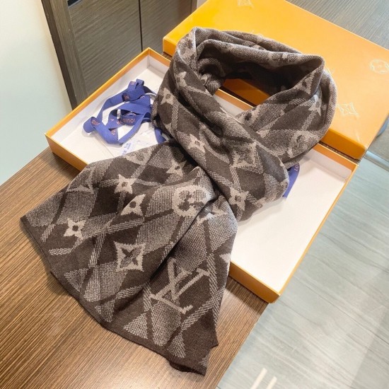 LV Scarf Good Quality