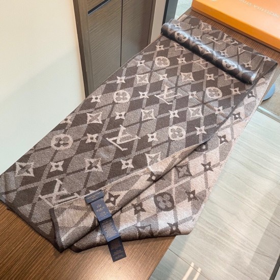 LV Scarf Good Quality