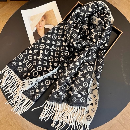 LV Scarf Good Quality