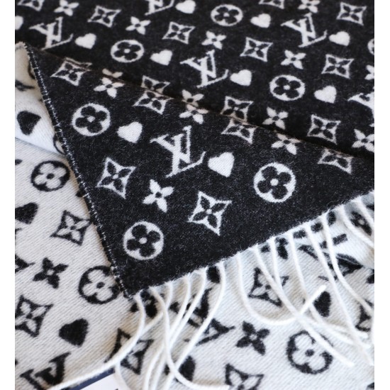LV Scarf Good Quality