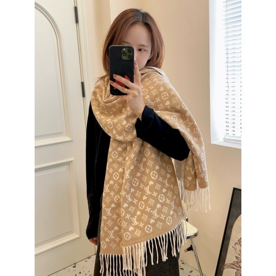 LV Scarf Good Quality