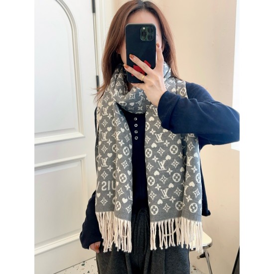 LV Scarf Good Quality