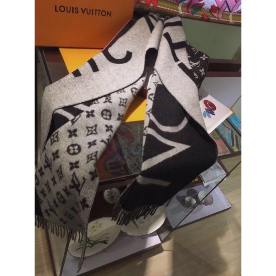 LV Scarf Good Quality