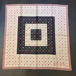 LV Scarf Good Quality