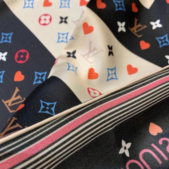 LV Scarf Good Quality