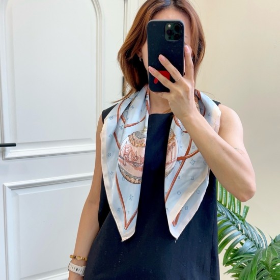 LV Scarf Good Quality