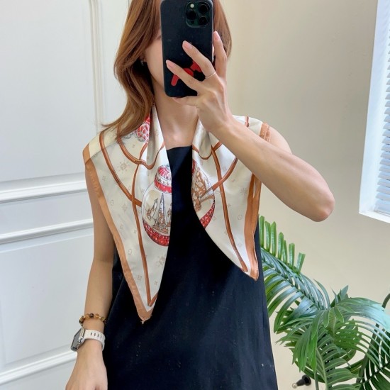 LV Scarf Good Quality