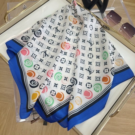LV Scarf Good Quality