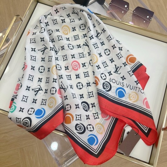 LV Scarf Good Quality