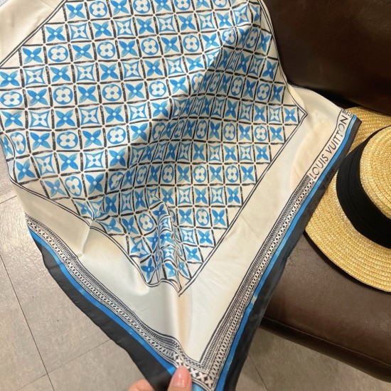 LV Scarf Good Quality