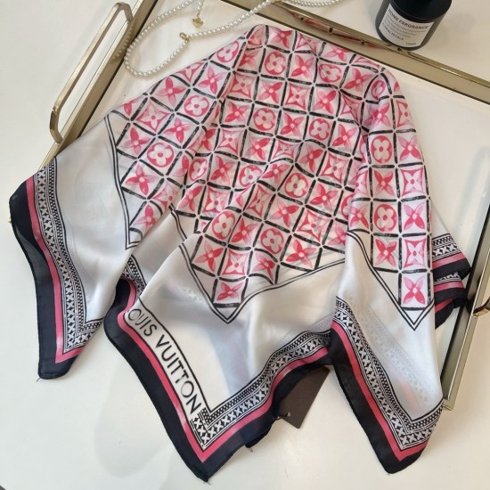 LV Scarf Good Quality