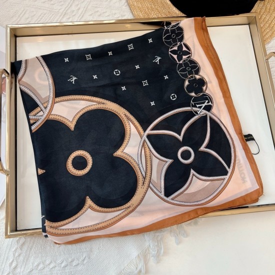 LV Scarf Good Quality