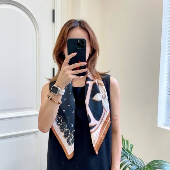LV Scarf Good Quality