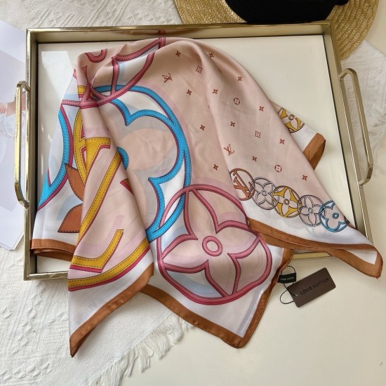 LV Scarf Good Quality