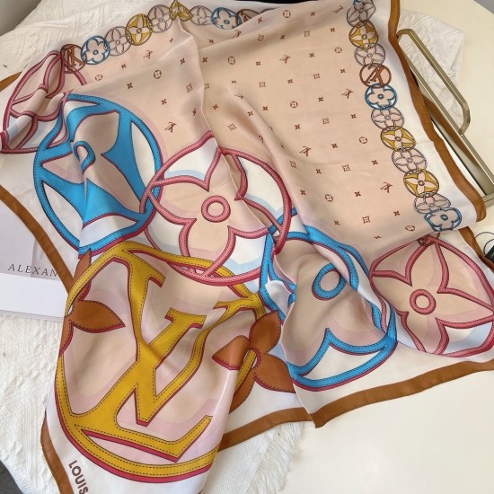 LV Scarf Good Quality