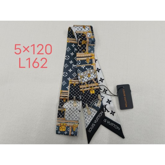 LV Scarf Good Quality
