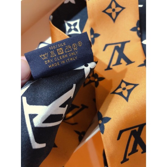 LV Scarf Good Quality
