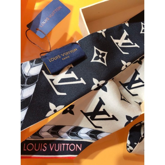 LV Scarf Good Quality