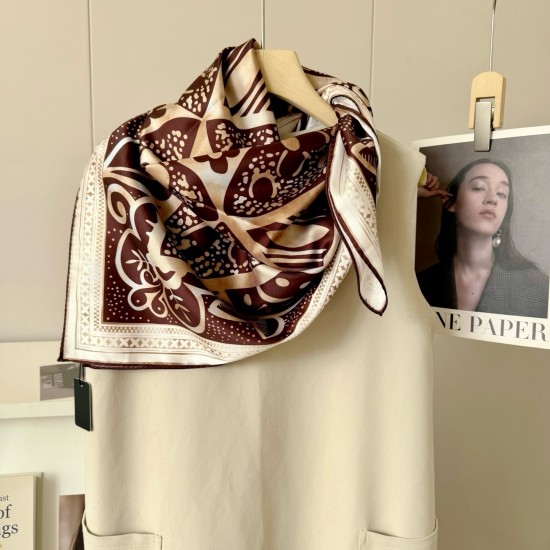 LV Scarf Good Quality