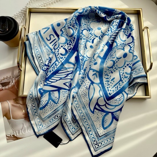 LV Scarf Good Quality