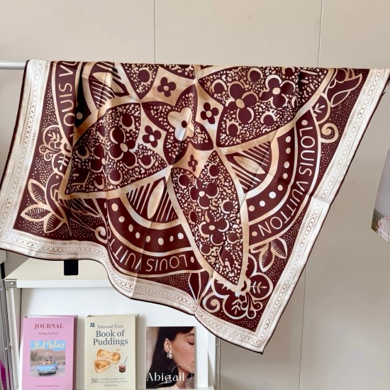LV Scarf Good Quality