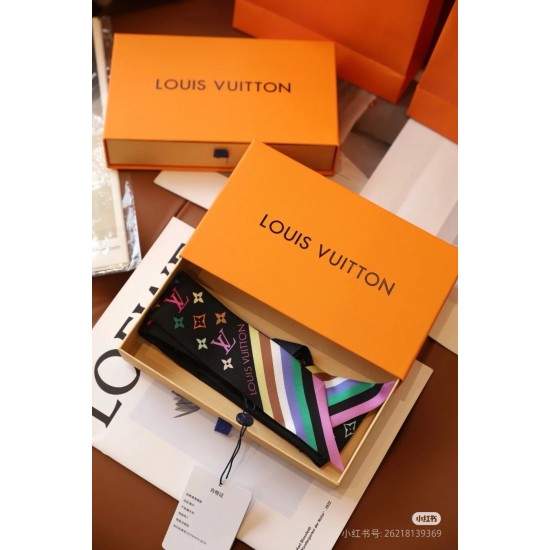 LV Scarf Good Quality